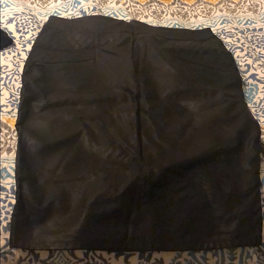 Black leather pencil skirt